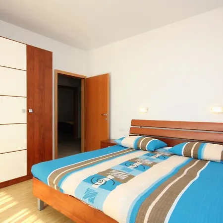 Apartment By The Sea Kampor, Rab - 4986 *