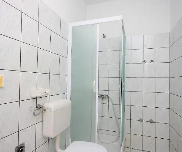 Apartament By The Sea Kampor, Rab - 4986 Kampor
